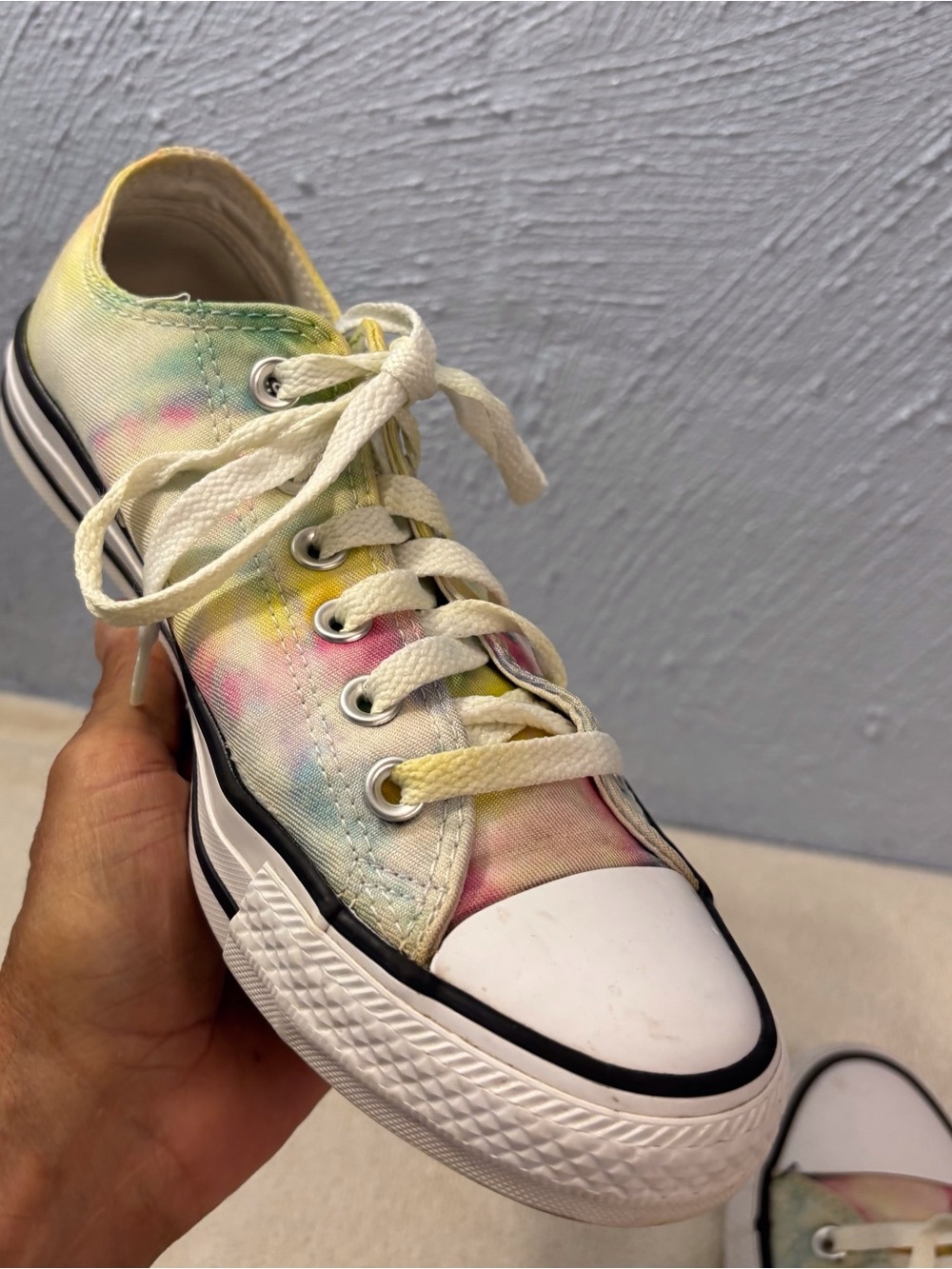 Low-Top Pastel Tie-Dye Canvas Sneakers - White Toe Women’s SZ 8 All Stars